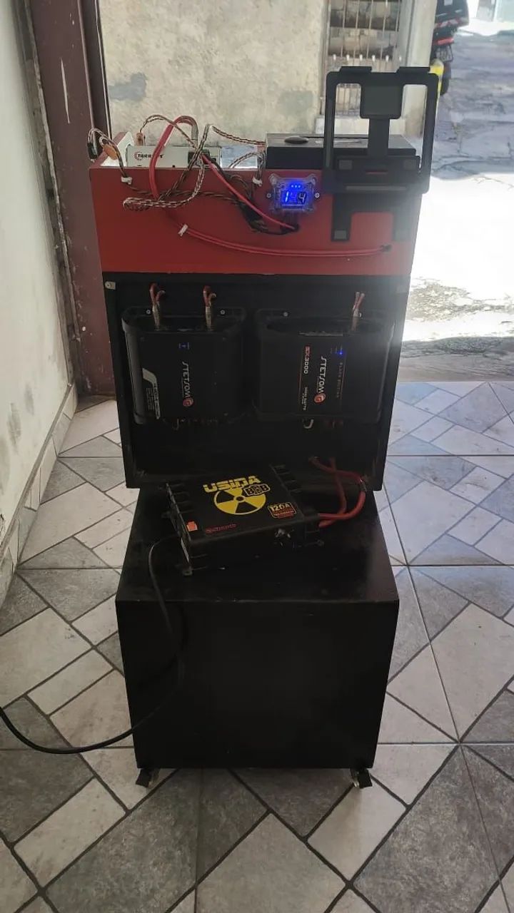 Speaker box440255358446479364