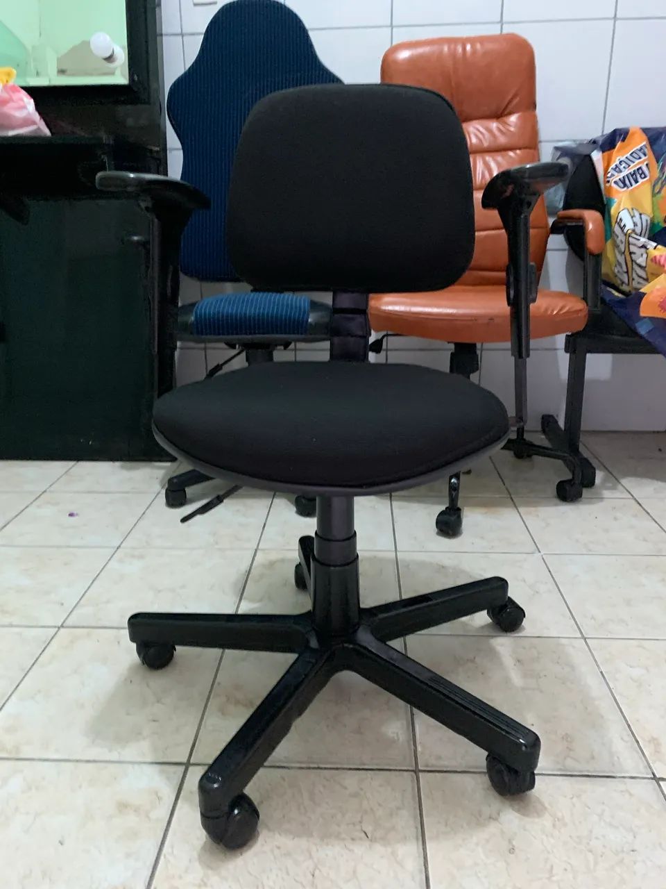 Cadeira de secretária  - Foto 3