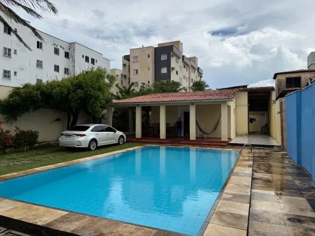 Icaraí: Casa térrea. Piscina. 250m do mar