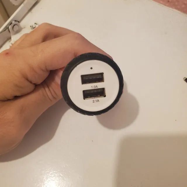 Carregador veicular isqueiro + colar Mortal Kombat