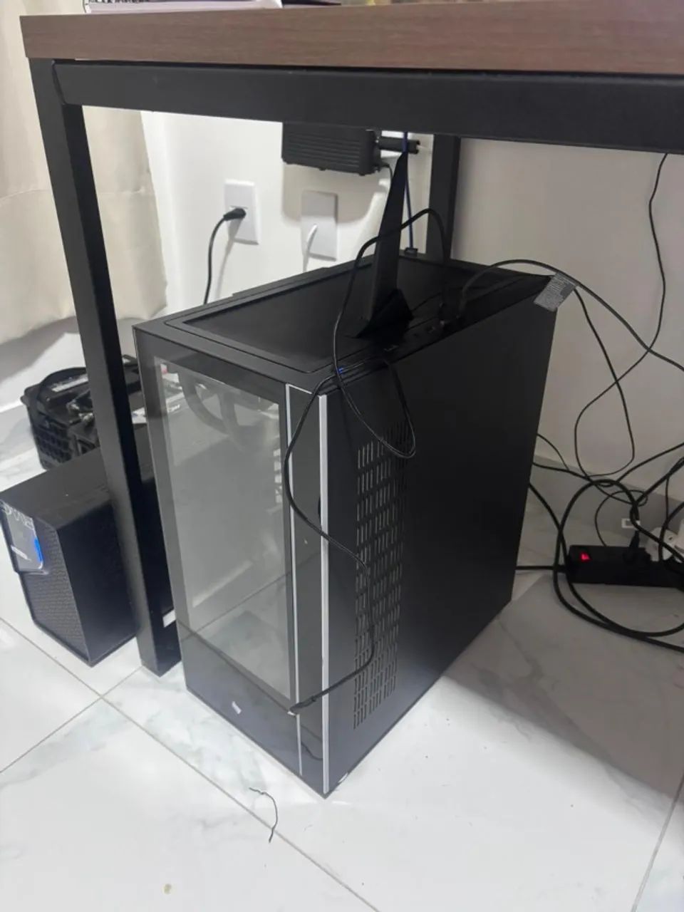 PC High-End: Ryzen 7 8700G | RTX 5070 Ti | 128GB RAM DDR5 | 2TB NVMe - Foto 2