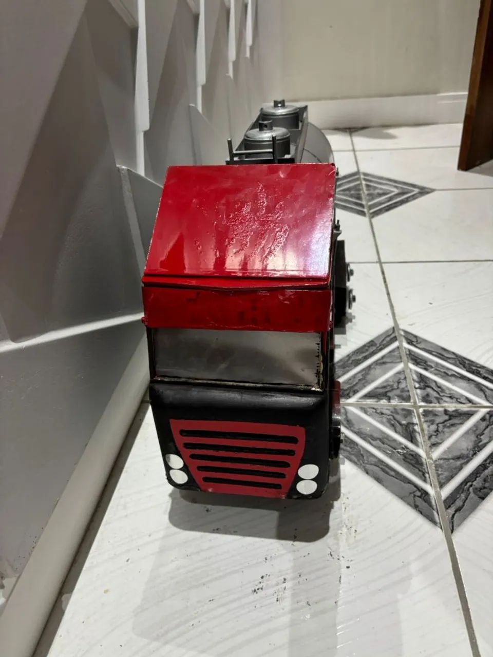 Caminhão de brinquedo  - Foto 2