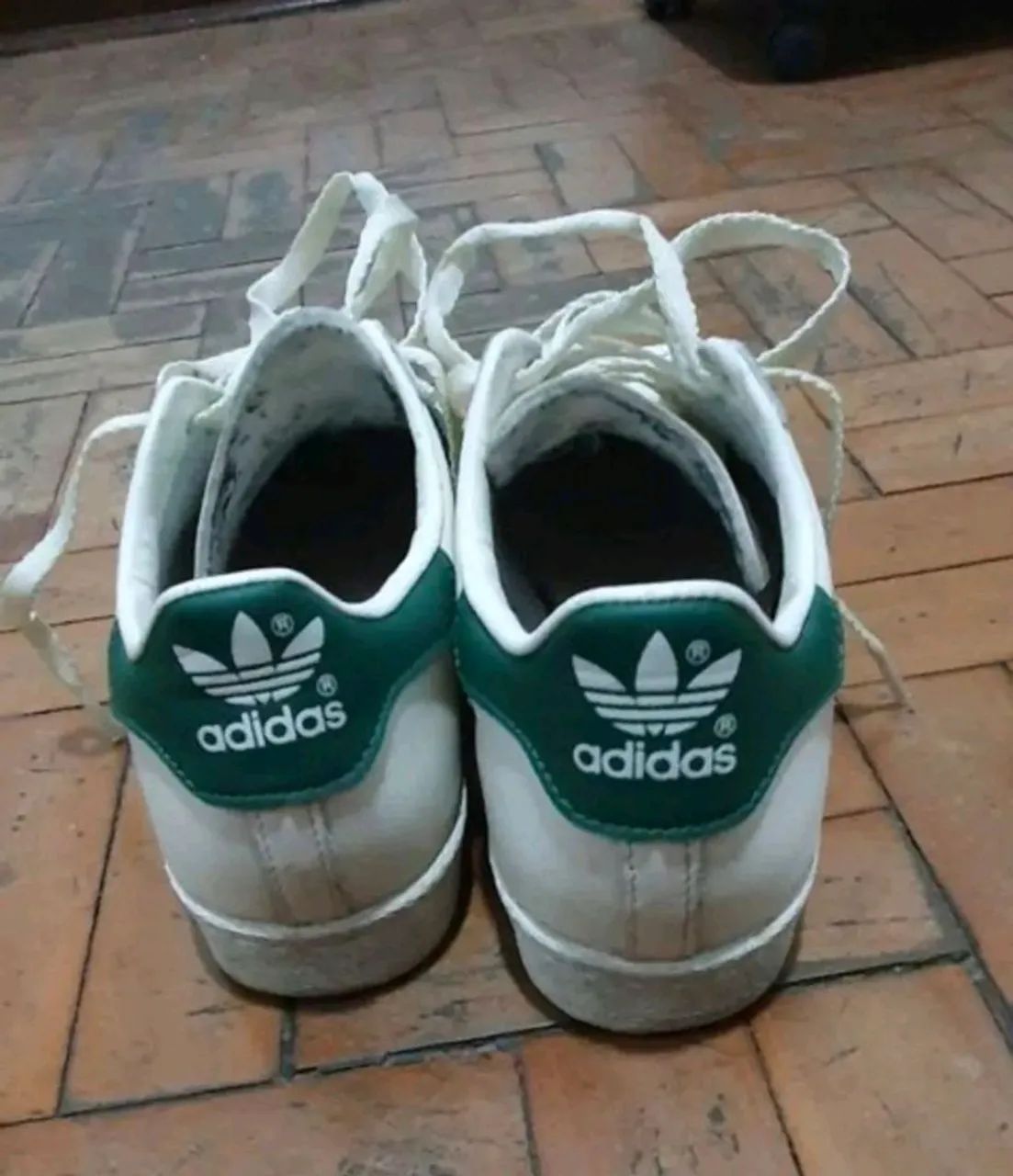 Tenis adidas superstar branco e verde - Foto 4