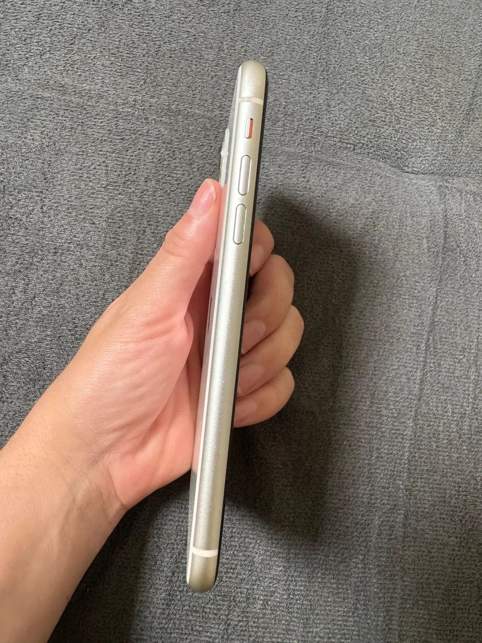 IPHONE 11 branco - 64gb