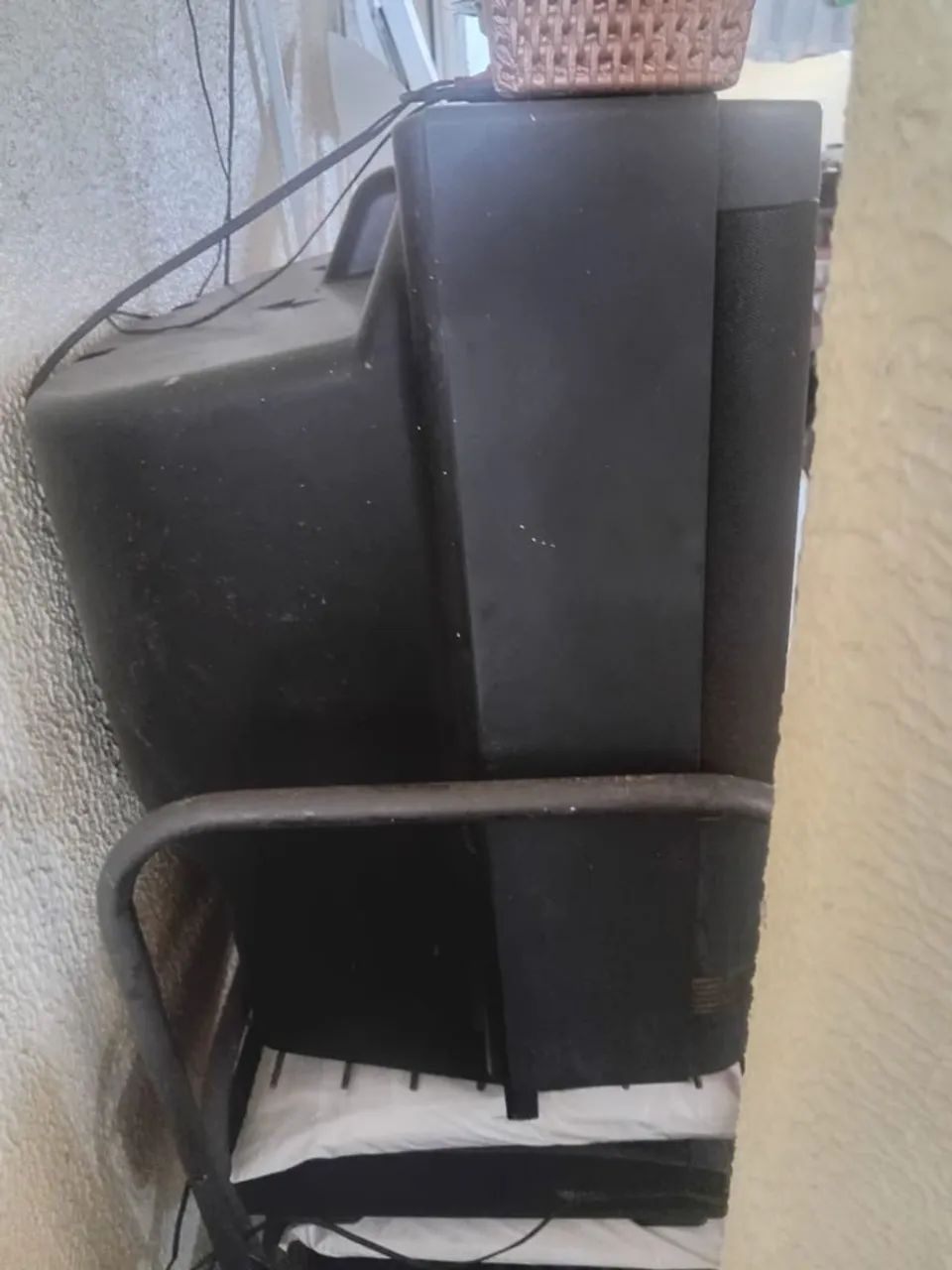 Vendo TV da marca Sanyo 29 polegadas em perfeito estado. NÃO FAÇO ENTREGA. - Foto 2
