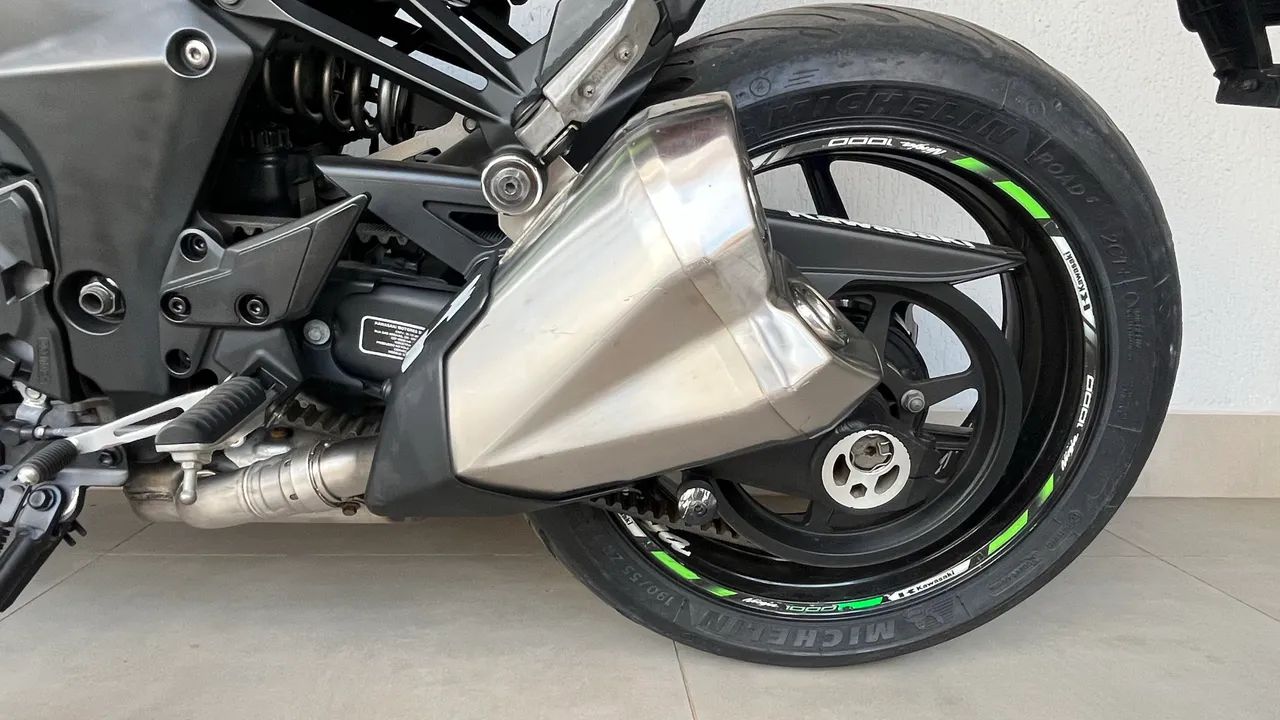 Kawasaki 1000 Tourer 2015 - 1519931281 | OLX