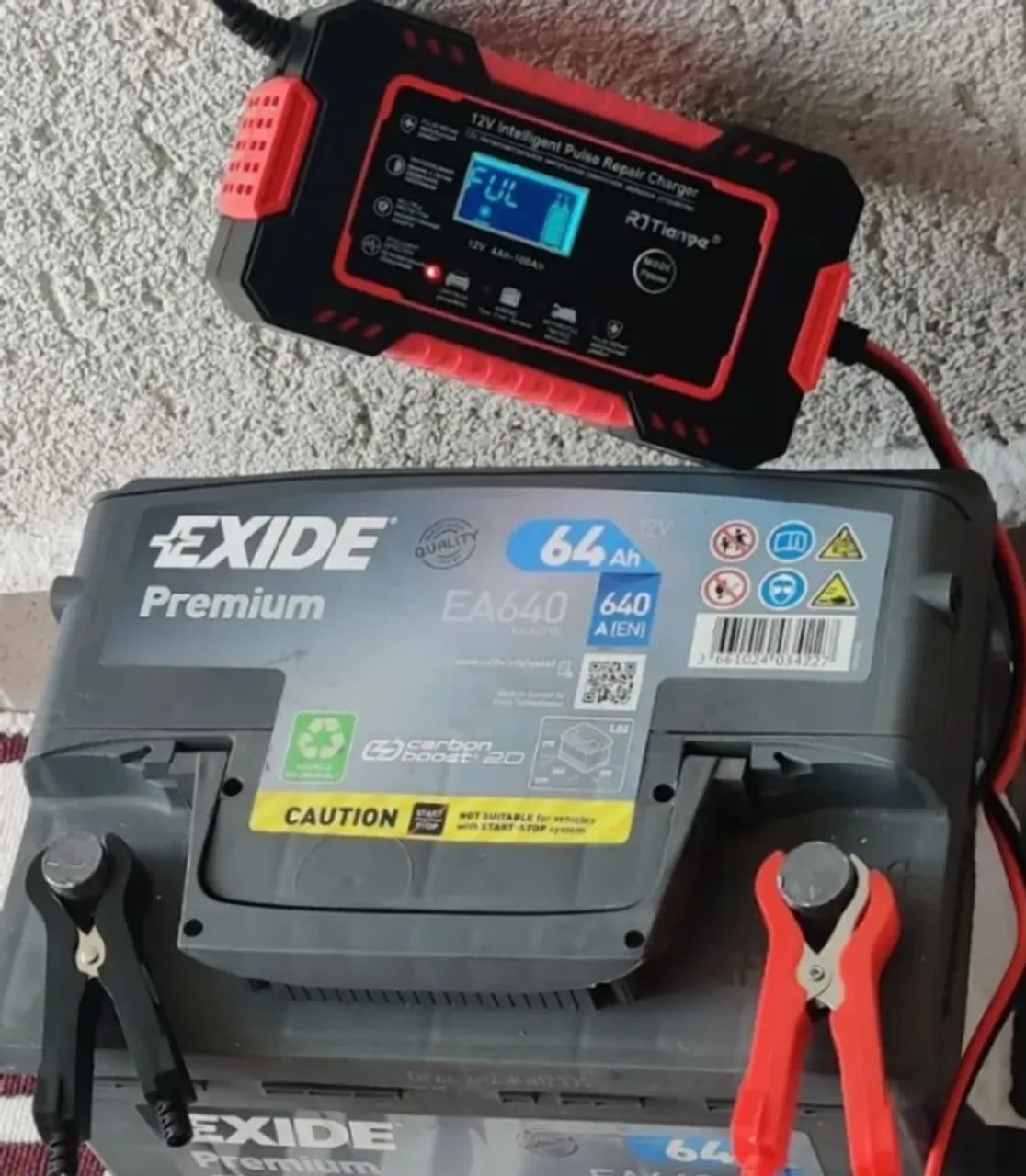 Carregador de bateria automotiva  inteligente 