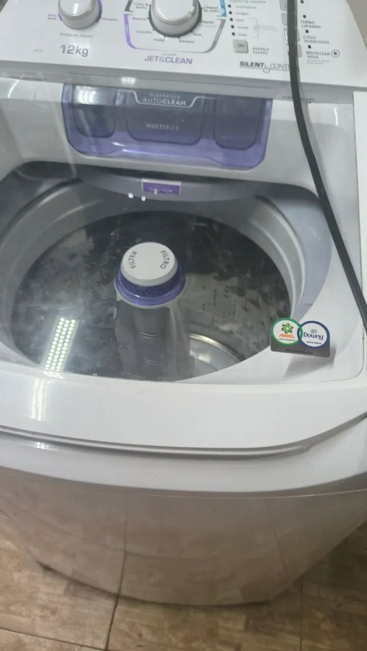 Vende se máquina de lavar Eletrolux 12kg