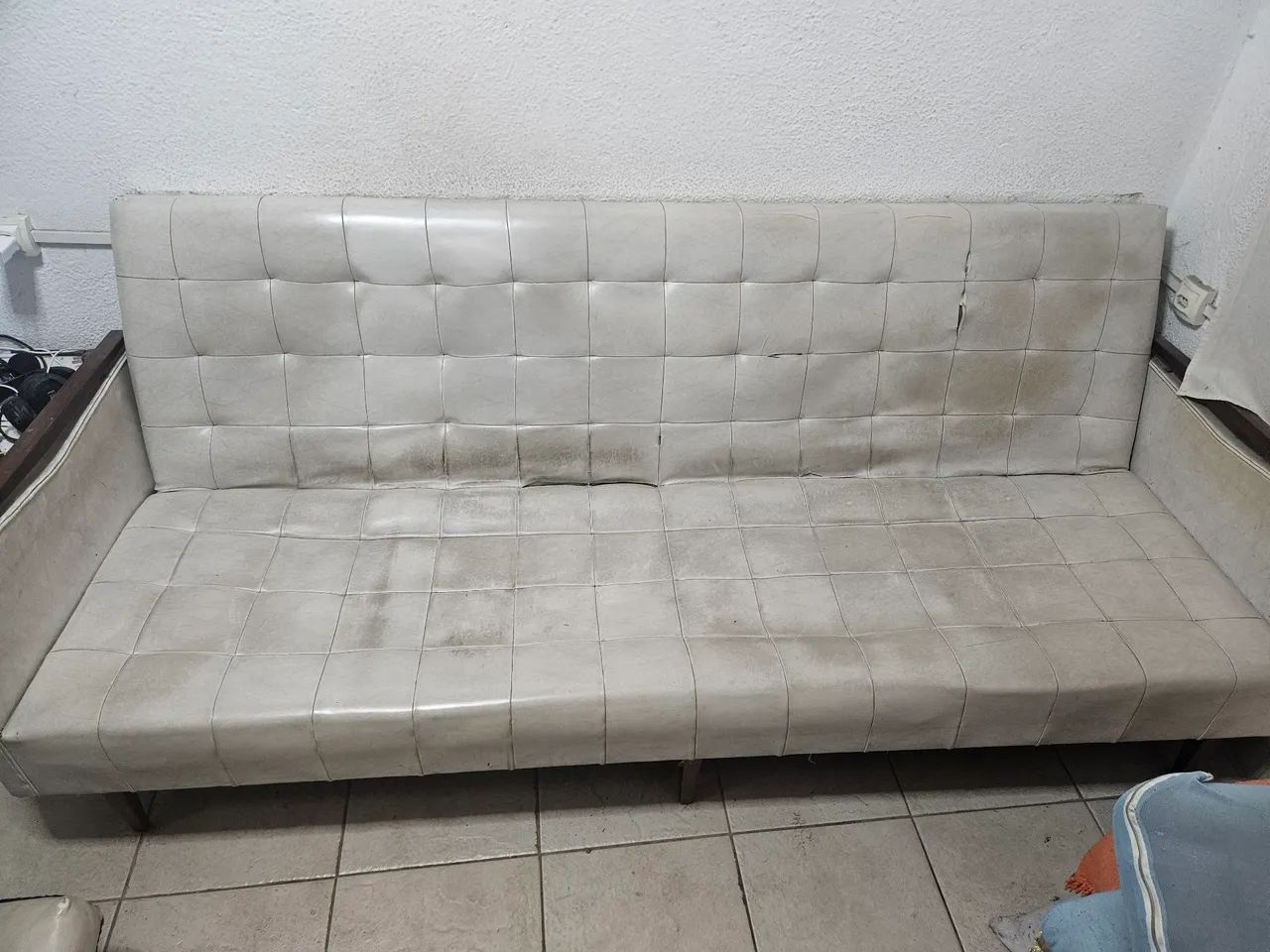 SOFA CAMA PALITO  RECLINAVEL VINTAGE - Foto 3