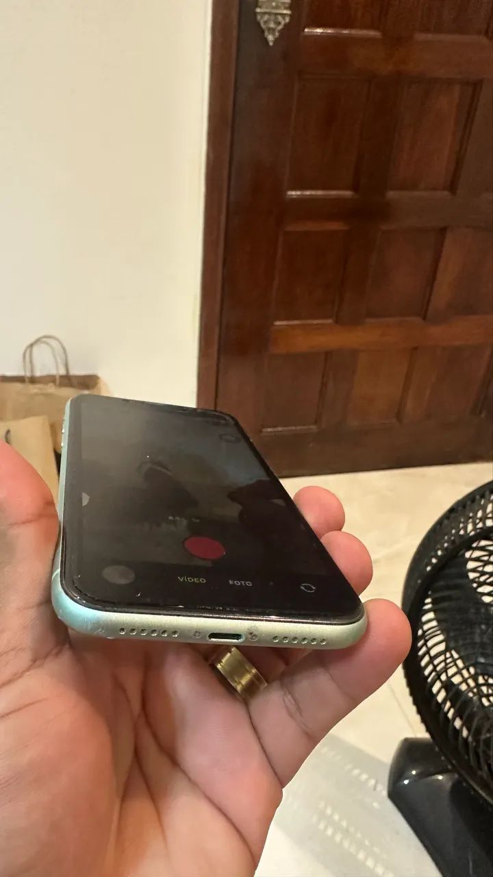 iPhone 11 em perfeito estado - Foto 5