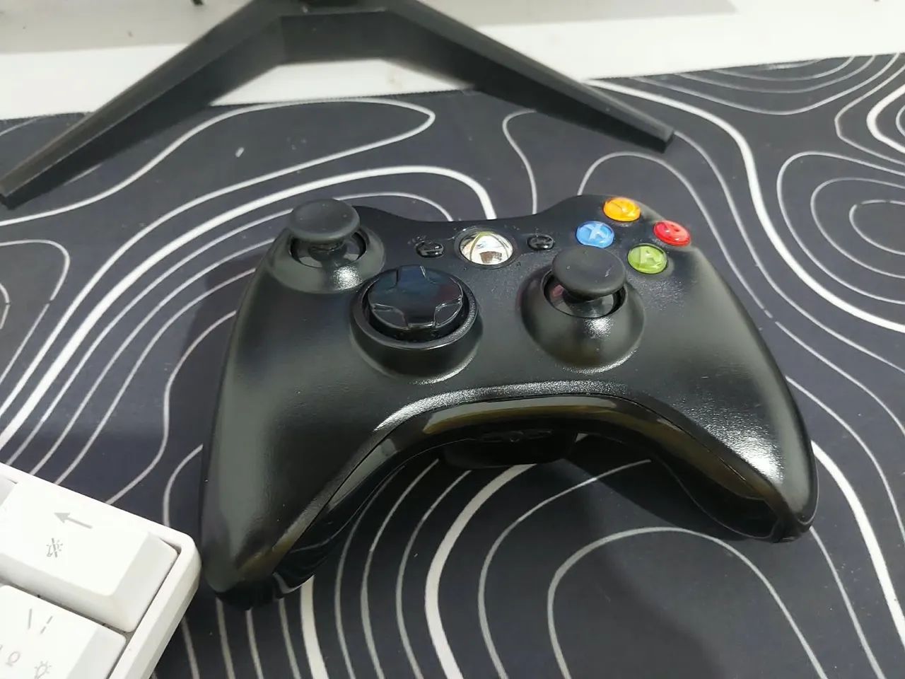 Xbox 360  completo com controle e ja com jogos - Foto 3