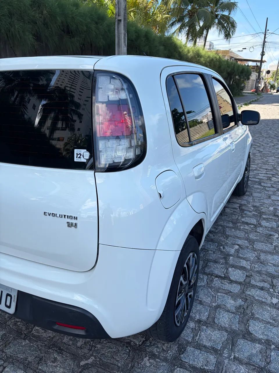 Fiat Uno Evolution 1.4 Fire Flex 8V 5P 2015 - Foto 2