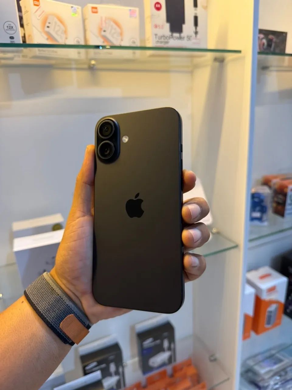 iPhone 16 plus 126 gb funcionando tudo perfeitamente bateria 96% - Foto 5
