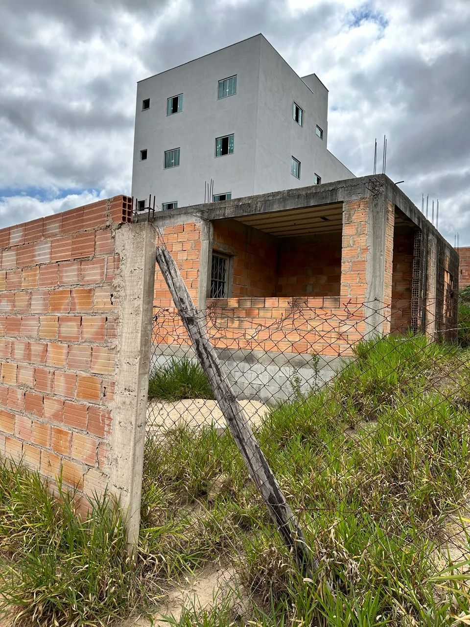 VENDO CASA EM CONSTRUÇÃO  - Foto 4