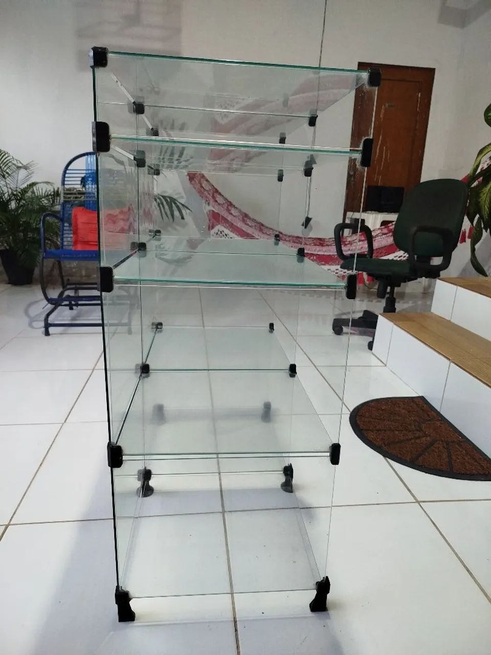 Vendo vitrine de vidro temperado com divisórias - Foto 3