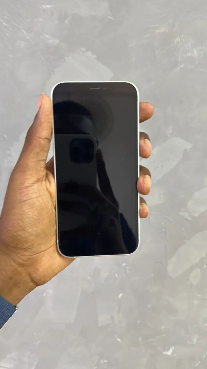 iPhone 12  - Foto 2