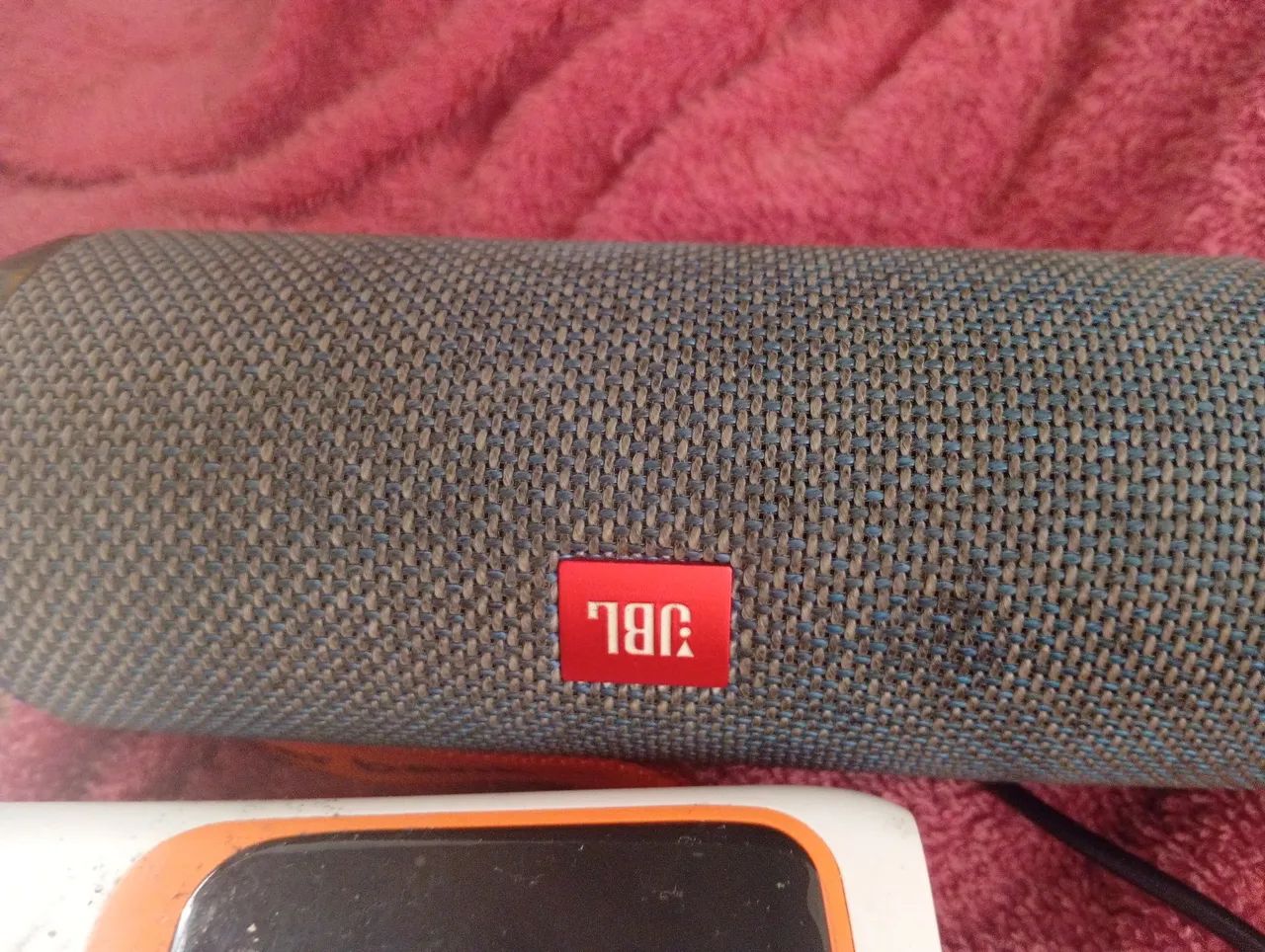 JBL Flip 4  