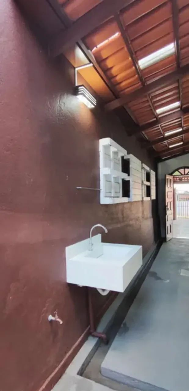 Casa ampla, fino acabamento e muito bem localizada  - Foto 5