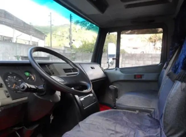 mb 710 carroceria - Foto 4