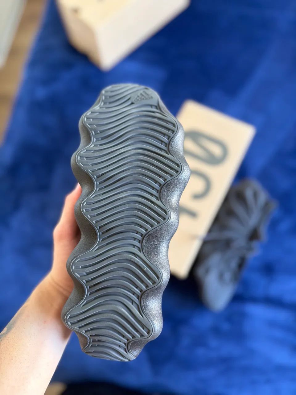 Adidas yeezy 450 utility black - Foto 4