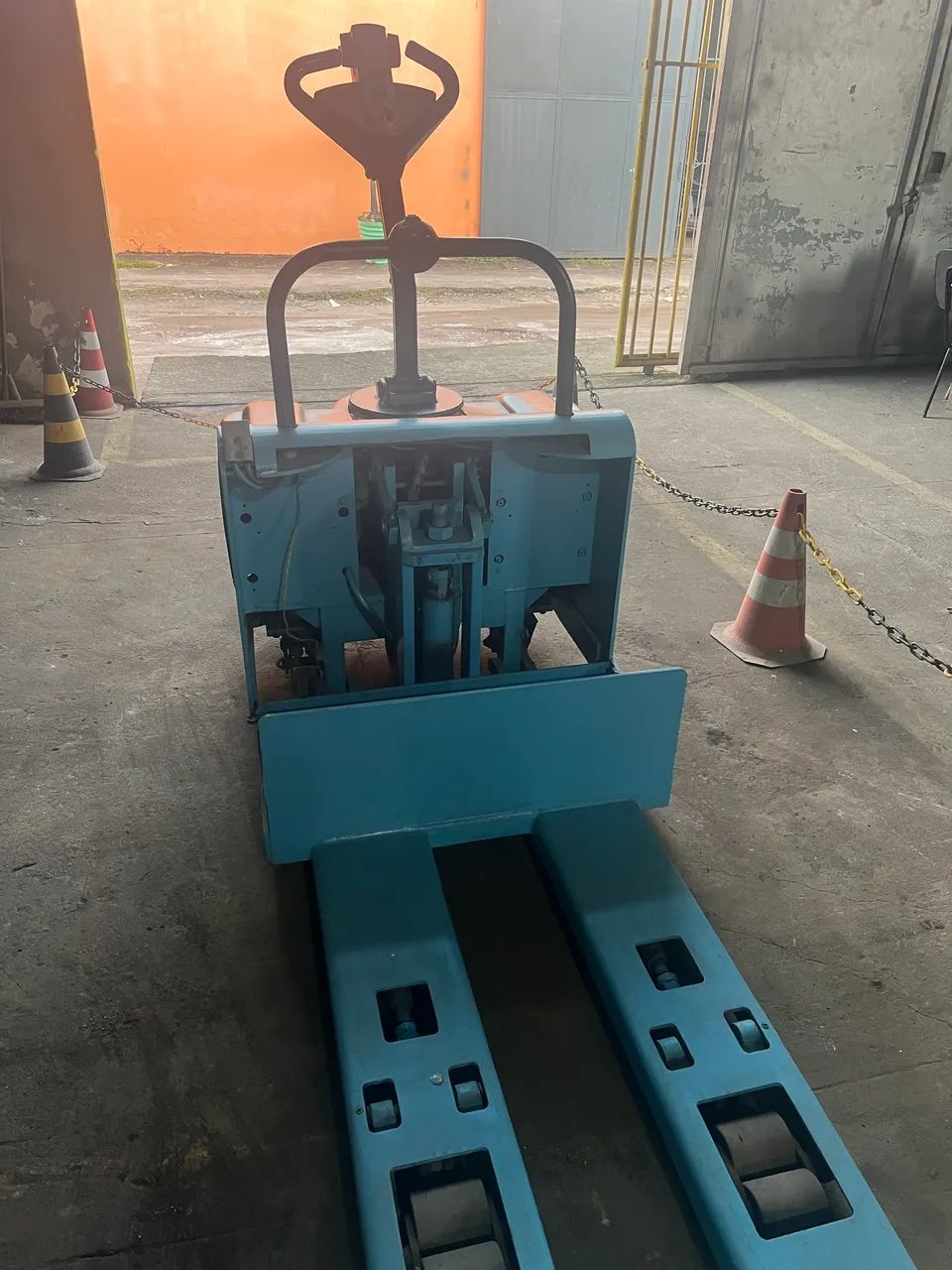 Transpaleteira Elétrica TE25  - Foto 6