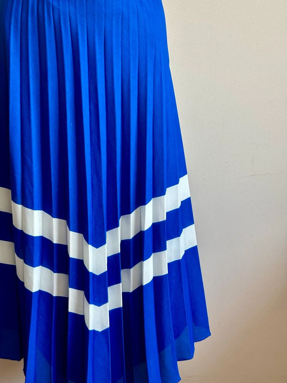 Saia assimétrica azul Zara  - Foto 4