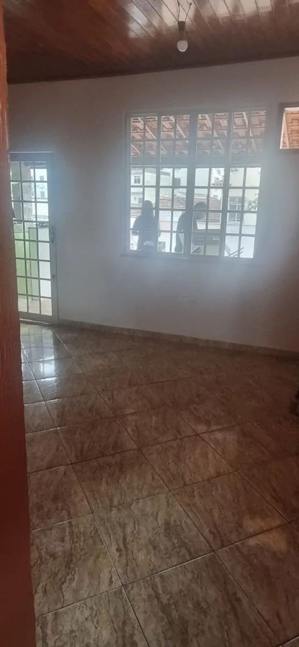 Alugo casa com varanda  - Foto 4