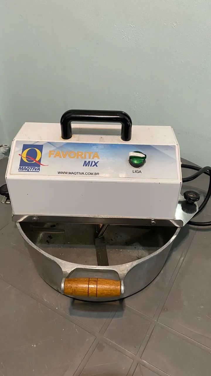 Masseira 5kg - Panela de massa para salgados