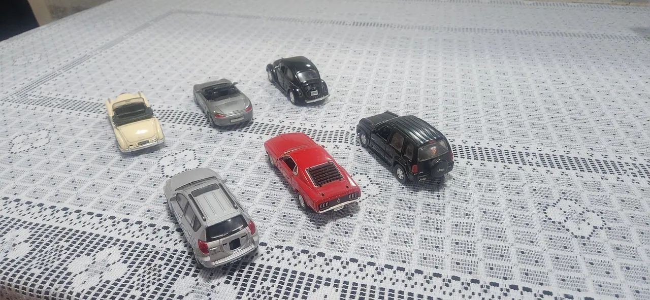 Diversos modelos de miniaturas metálicas - Foto 5