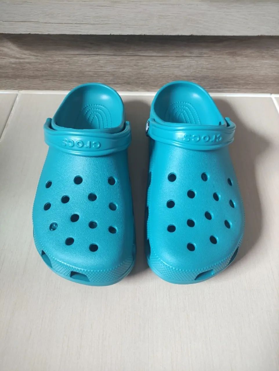 Crocs Classic Clog turbo teal - m11