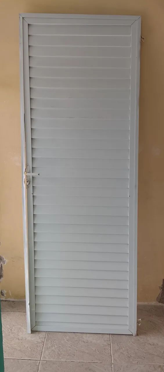 Porta em Alumínio 