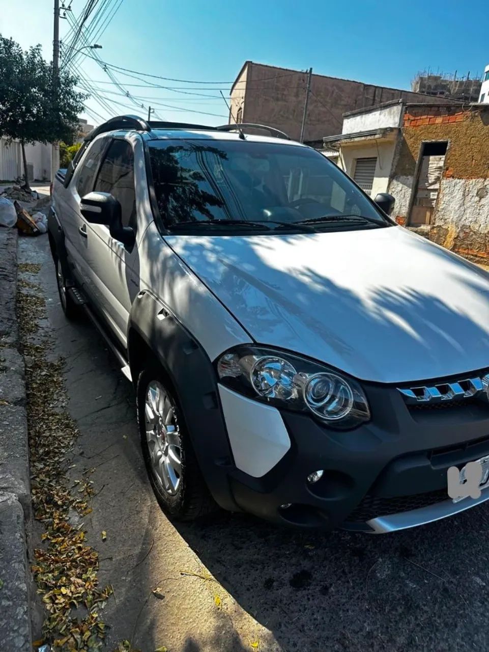 Fiat Strada Adv.1.8 16V Dualogic Flex CD 2015 - Foto 2