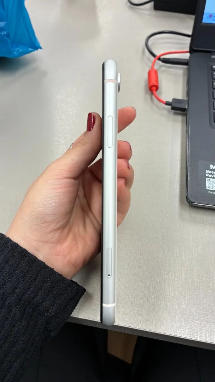 Iphone XR 64g - Foto 2