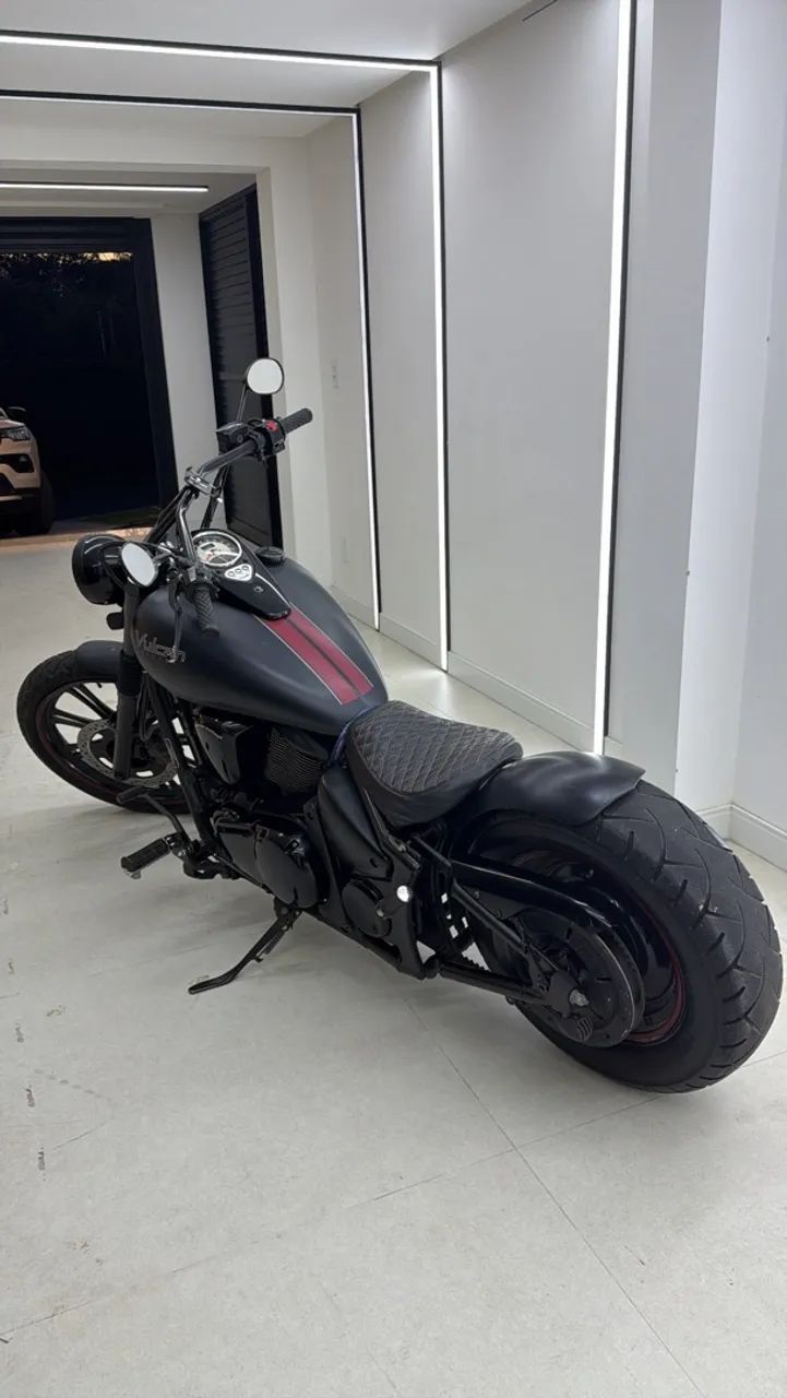 Vulcan Custom 900 -Totalmente Customizada