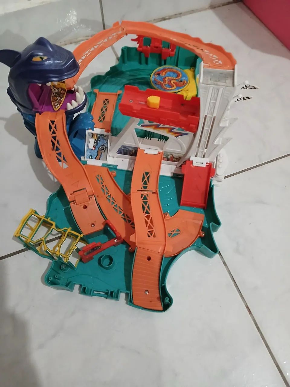 Pista hot Wheels tubarão  - Foto 3