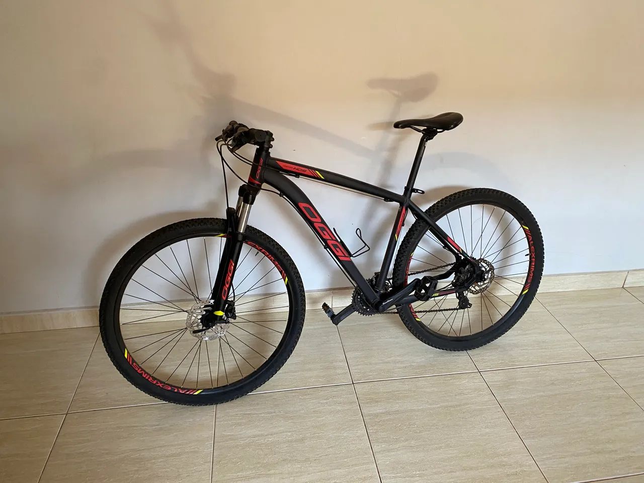 Bicicleta Mountain bike
