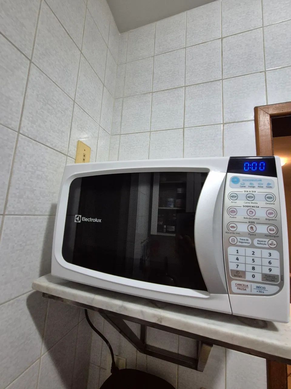 Micro-ondas Electrolux MTD30 20L