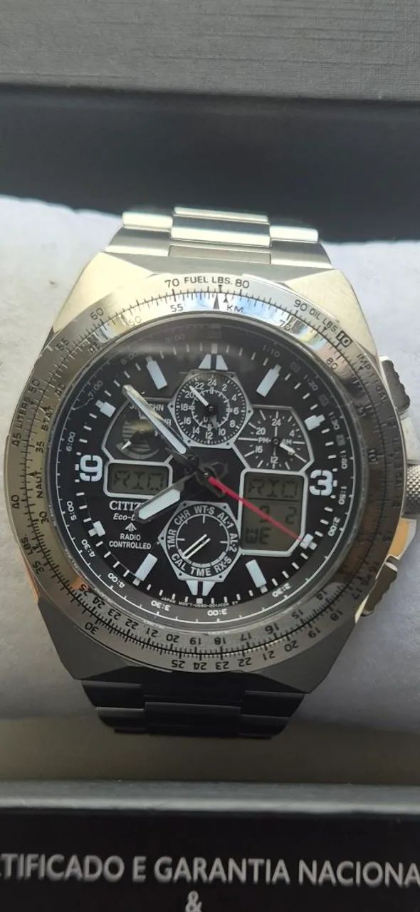 Relógio Citizen Skyhawk 
