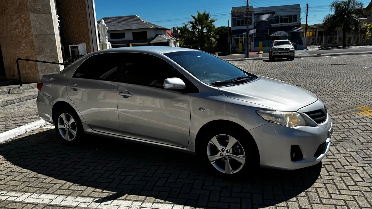 Toyota Corolla XEI 2.0 Flex 16V Aut. 2012