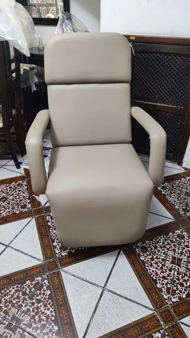 Poltrona Maca Reclinável