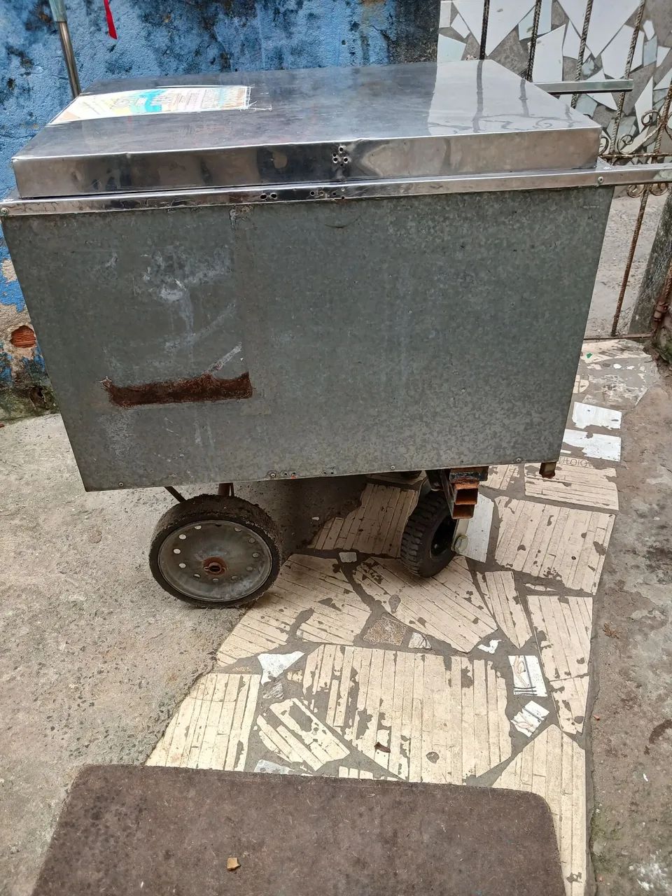 Carrinho térmico para quentes e gelados! - Foto 3