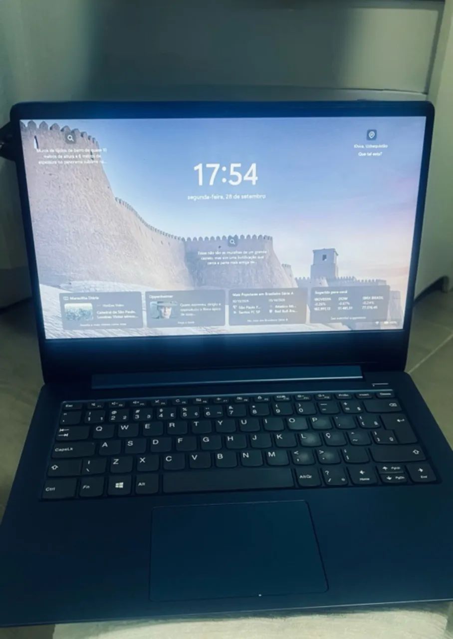 Notebook LENOVO Azul Cobalto