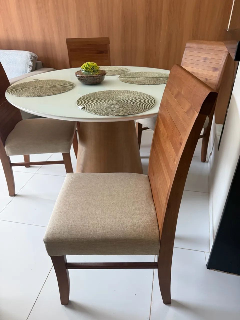 MESA LACA BRANCA 1,20  C/ 4 cadeiras - Foto 2