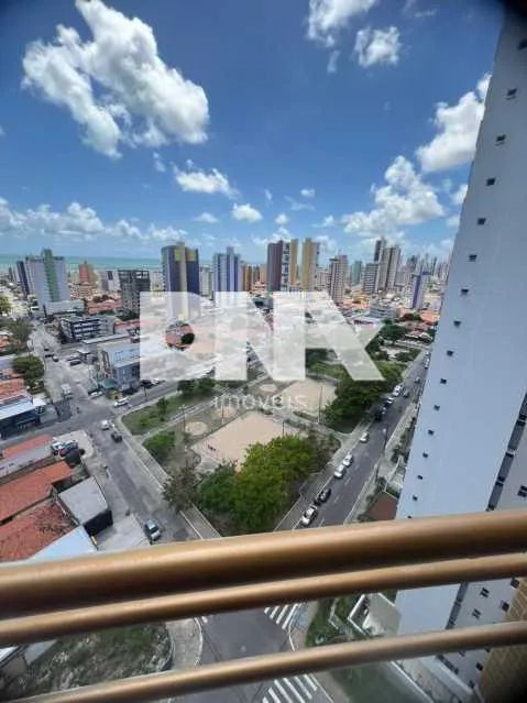 Amplo apartamento com 4 suítes próximo a praia em Manaíra