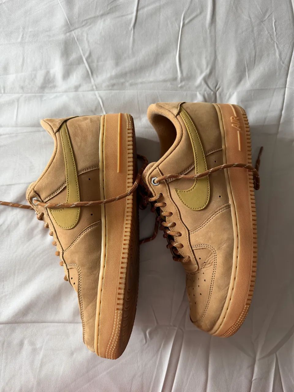 Tênis Nike Air Force 1 - TAM 42