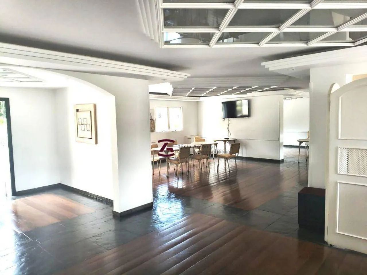 Apartamento no Condomínio Edifício Jardins de Petrópolis, 155 m², 3 quartos, 2 suítes, 2 v