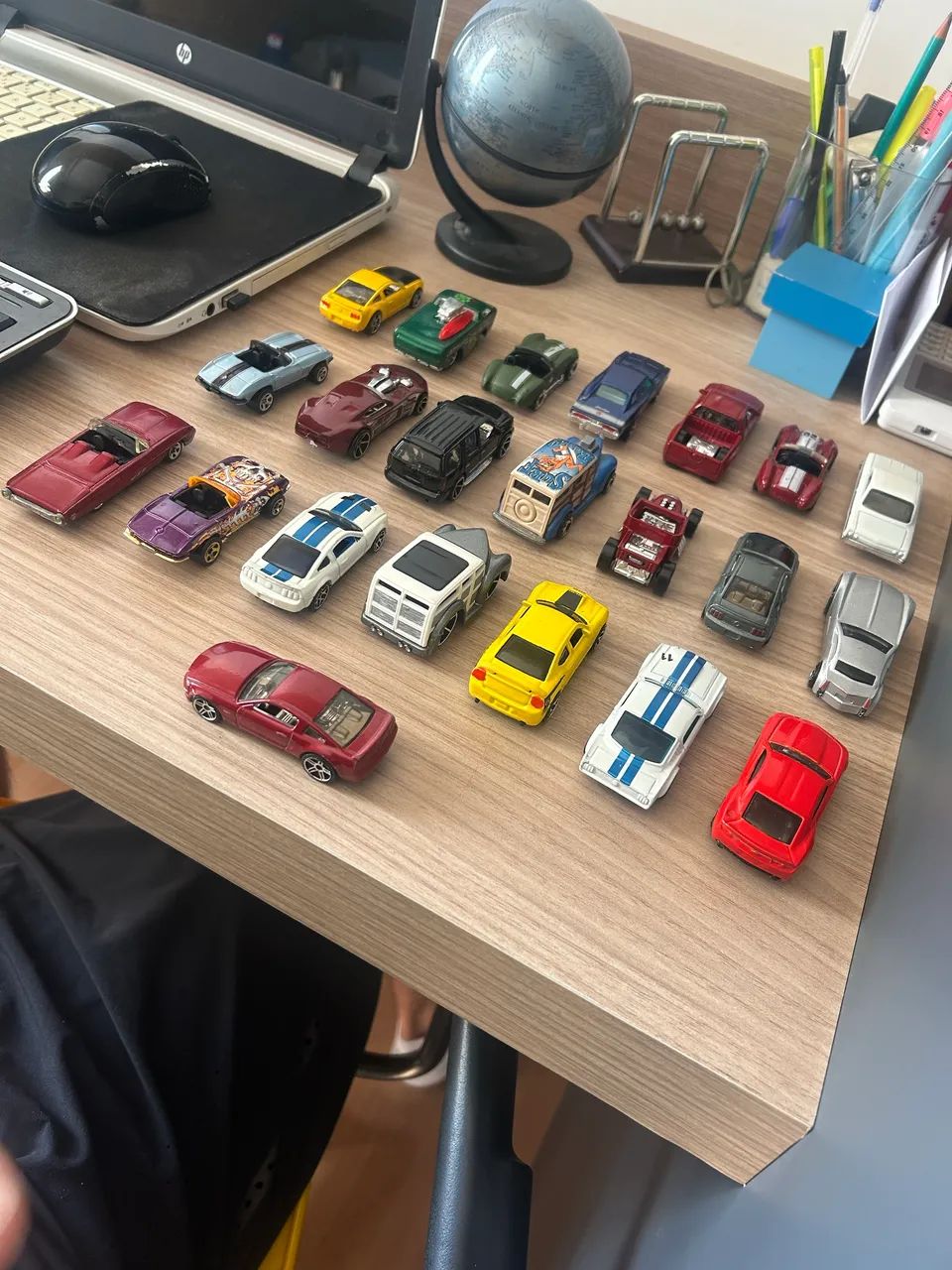 Lote Miniaturas Hot Wheels - Foto 4