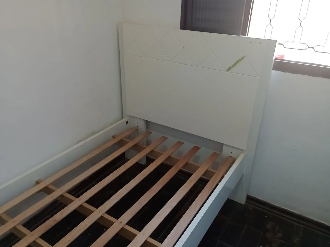 Cama de solteiro cor branca - Foto 3