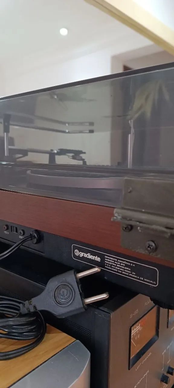 Toca Discos Garrard Gradiente 630S - Foto 3