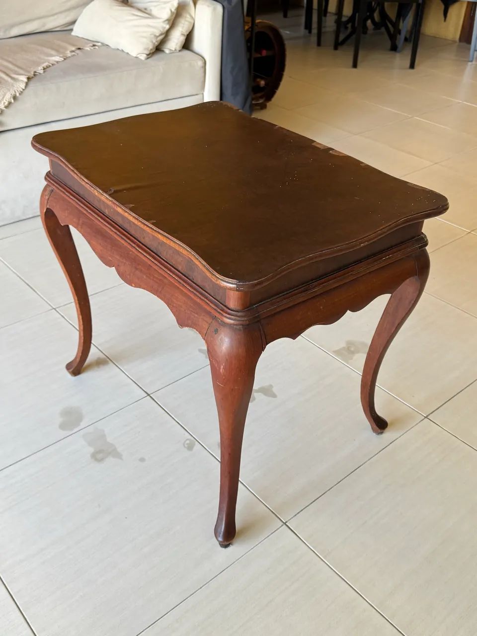 Mesa de Centro em Madeira Maciça Estilo Colonial - Clássica - Foto 2